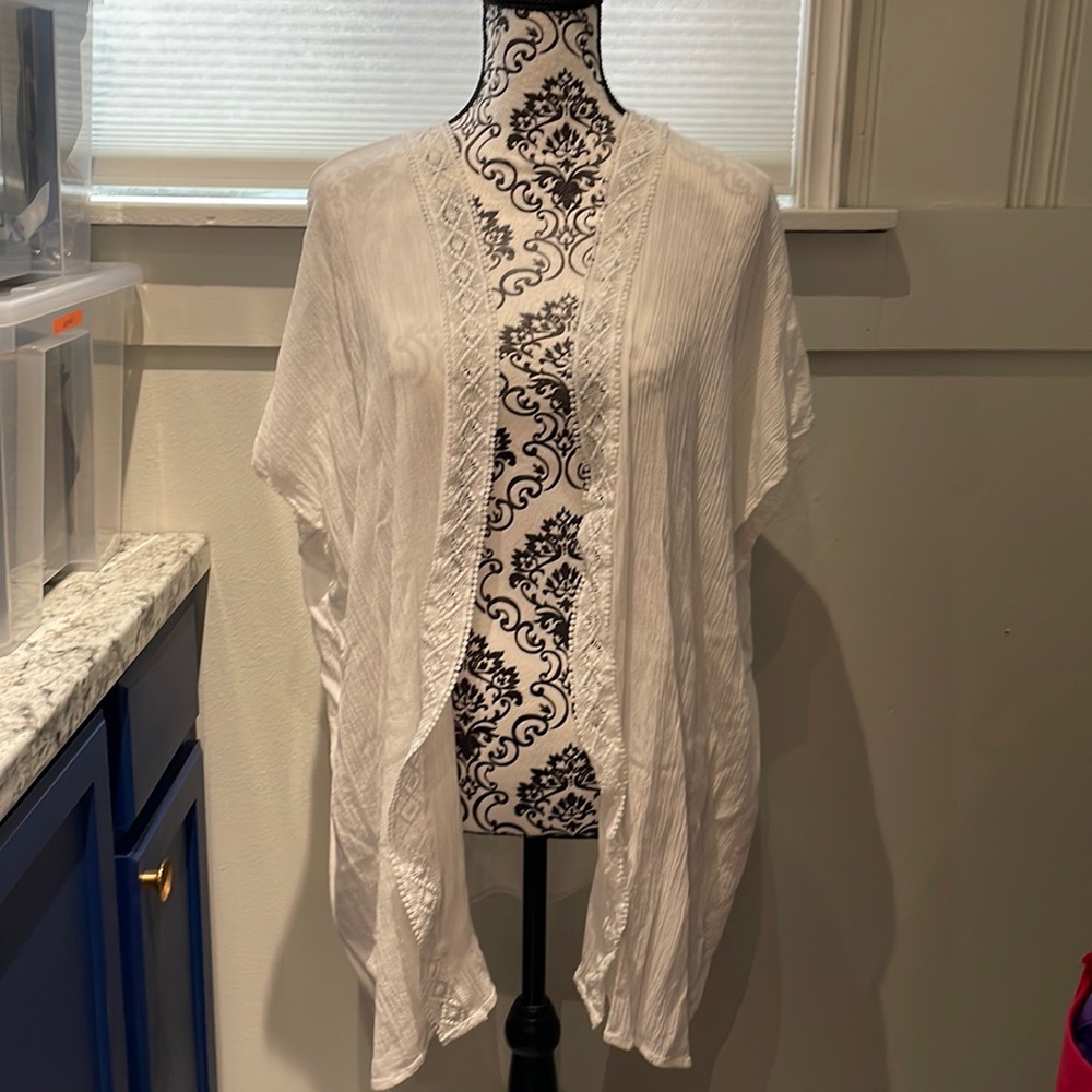 Charlotte Russe open front shirt coverup